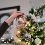 BLOG_Stai dando il via agli addobbi di Natale ma non sai cosa mettere in cima al tuo albero? Guarda se e quale puntale potresti utilizzare!1